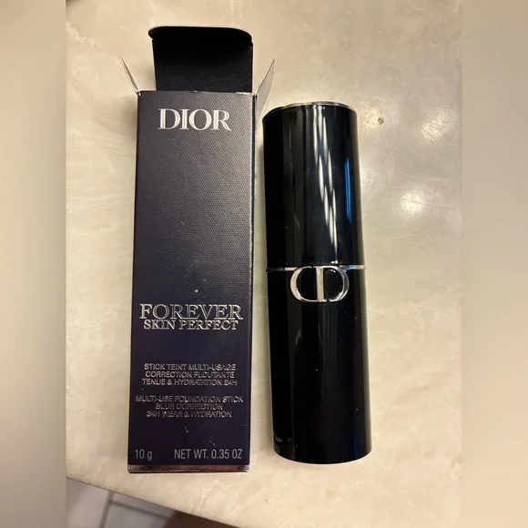 Dior Forever Skin Perfect Multi-Use Foundation Stick - Picture 3 of 6